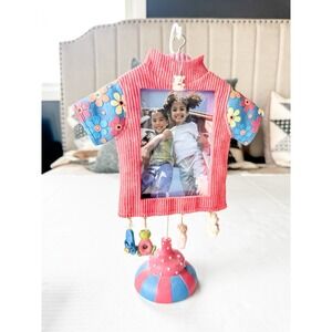 Hanging T Shirt Picture Frame With Charms Early‎ 2000's New